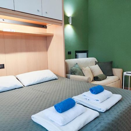 Nel Centro Di Desenzano Apartamento Desenzano del Garda Exterior foto